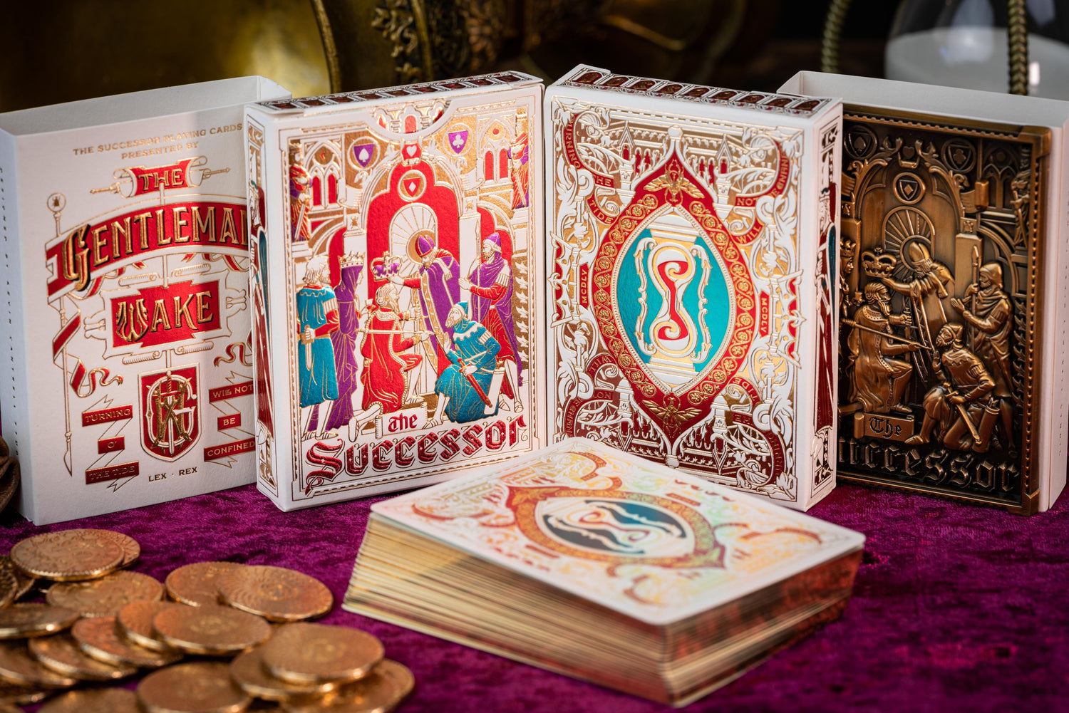The Successor Monarch White Gilded Edition Playing Cards
